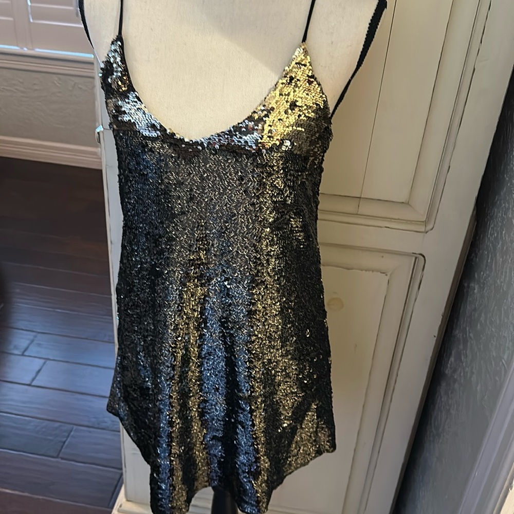 Never worn Bishop and young Mimi cocktail dress